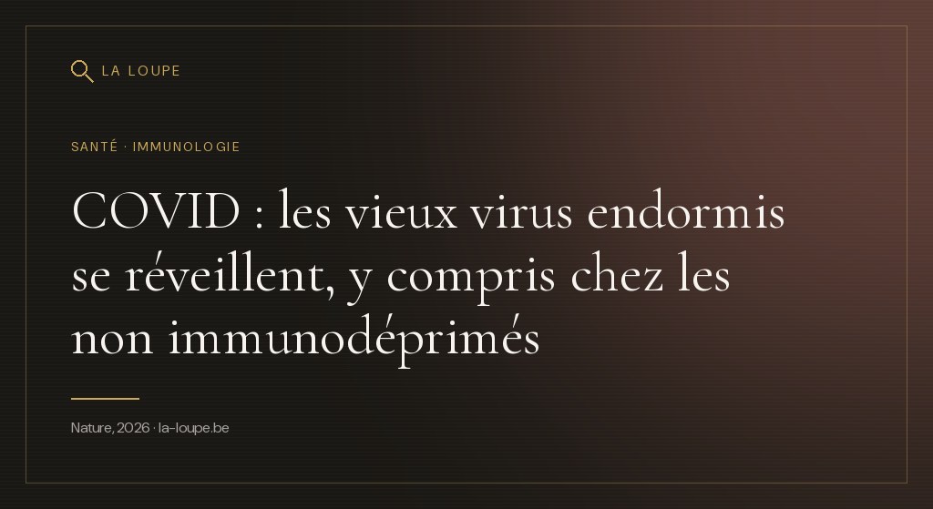 Illustration : des particules virales dormantes en tons sombres qui s'illuminent progressivement dans un paysage cellulaire, avec une ligne de temps lumineuse en arrière-plan