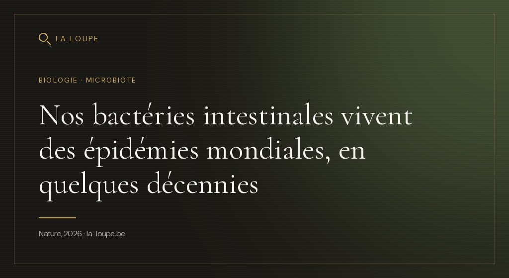 Illustration : un globe terrestre stylisé en lignes dorées, parcouru de lignées bactériennes ramifiées qui se propagent d'un continent à l'autre sur fond sombre